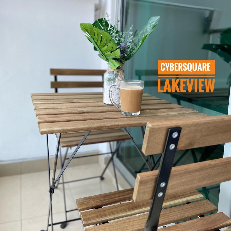 Cybersquare Lakeview With Netflix And Disney Hotstar سيبرجايا المظهر الخارجي الصورة