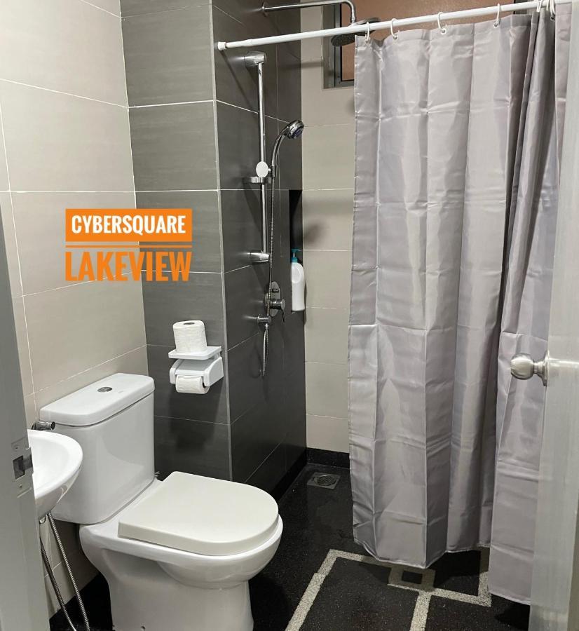 Cybersquare Lakeview With Netflix And Disney Hotstar سيبرجايا المظهر الخارجي الصورة